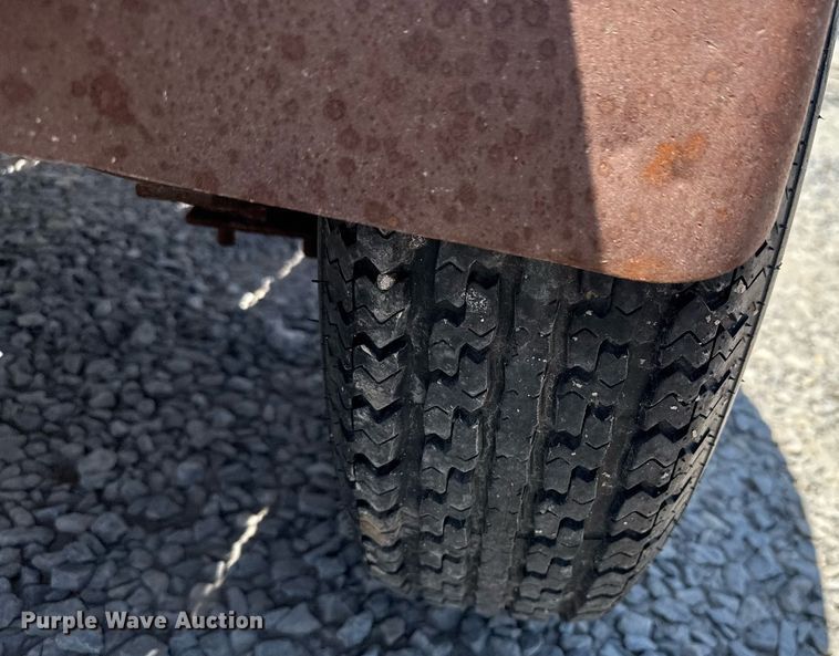 image for item DZ8765 2007 Tilt deck utility trailer