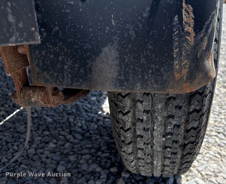 image for item DZ8765 2007 Tilt deck utility trailer