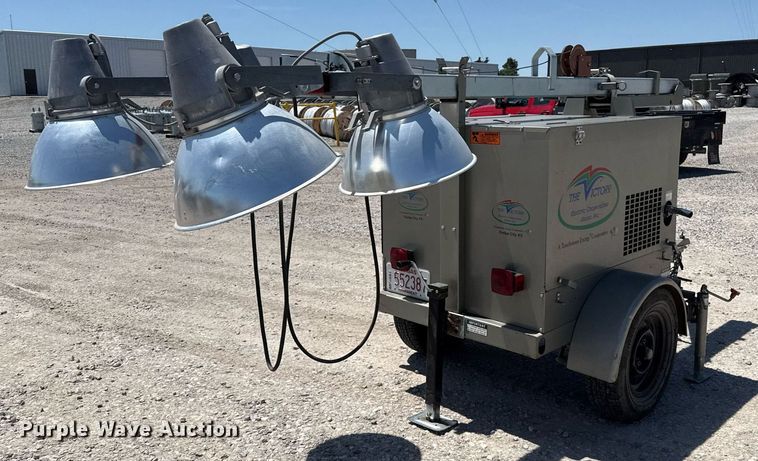 image for item DZ8766 1994 Winco light plant