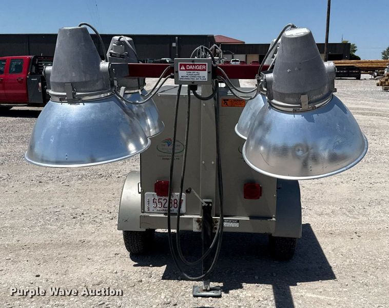 image for item DZ8766 1994 Winco light plant