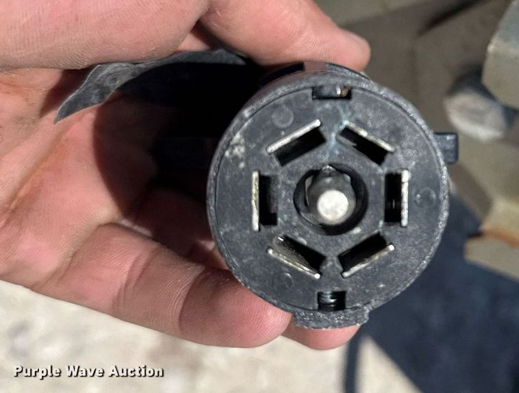 image for item DZ8766 1994 Winco light plant