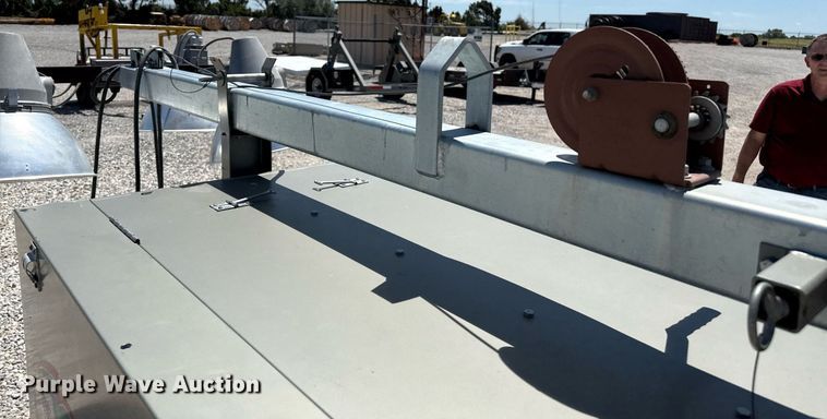 image for item DZ8766 1994 Winco light plant