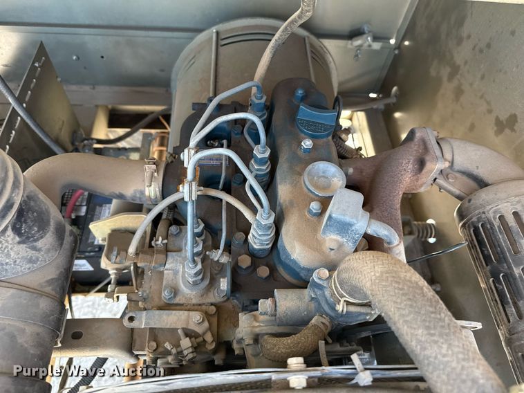 image for item DZ8766 1994 Winco light plant