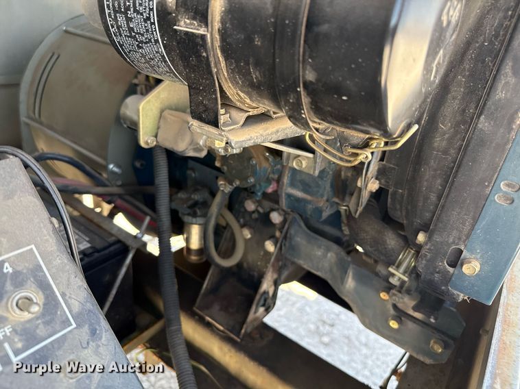 image for item DZ8766 1994 Winco light plant