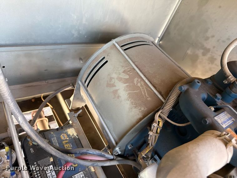 image for item DZ8766 1994 Winco light plant