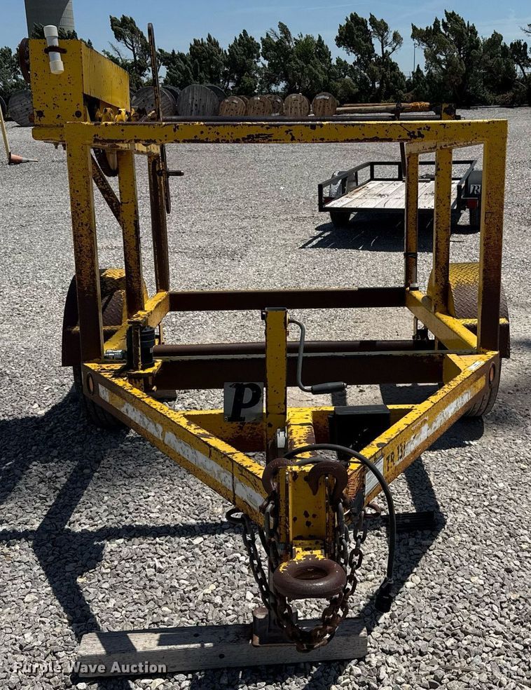 image for item DZ8767 2001 Top reel trailer