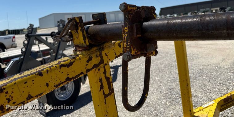 image for item DZ8767 2001 Top reel trailer