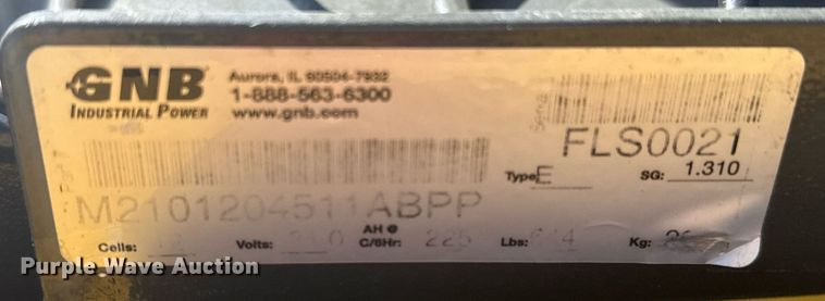 image for item DZ8768 Yale MSW040SF pallet stacker