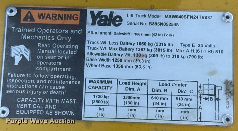 image for item DZ8768 Yale MSW040SF pallet stacker