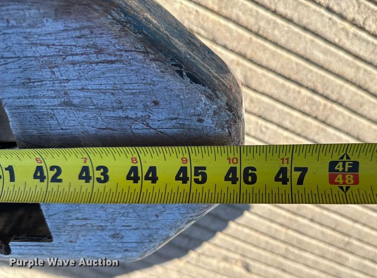 image for item DZ8770 Yale MPB045VG pallet jack