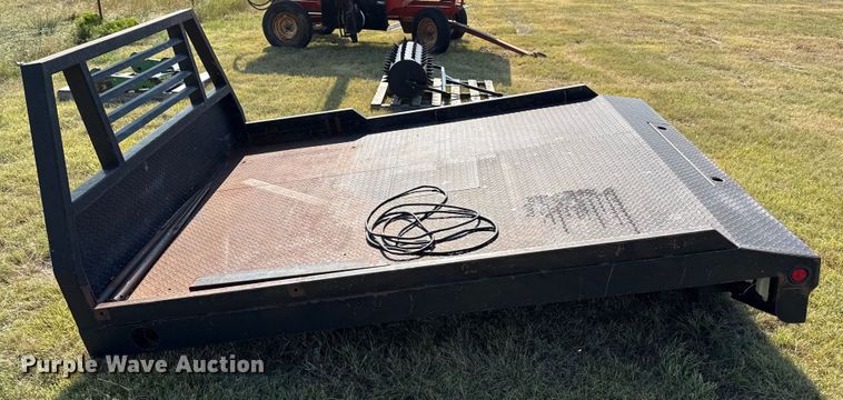 image for item DZ8839 Hydraulic bale bed