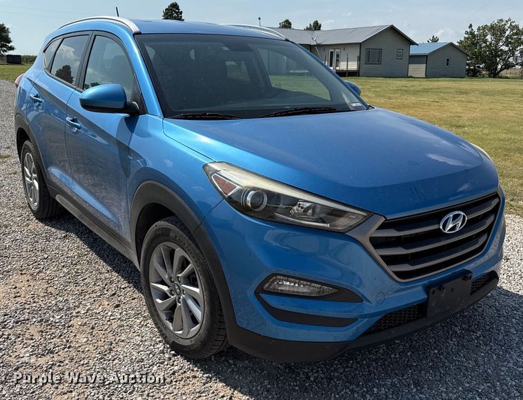 image for item DZ8843 2016 Hyundai Tucson SUV