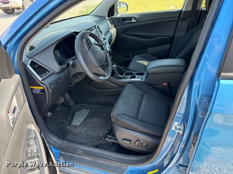 image for item DZ8843 2016 Hyundai Tucson SUV