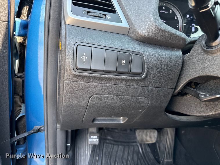 image for item DZ8843 2016 Hyundai Tucson SUV