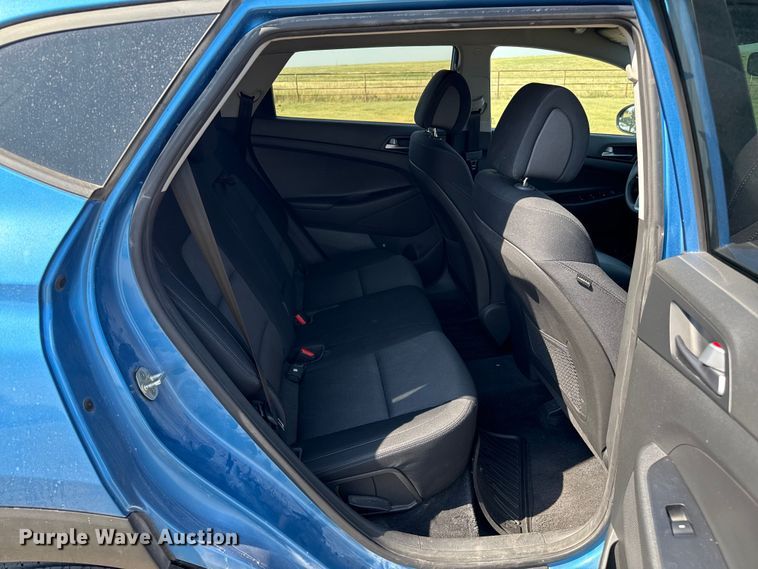 image for item DZ8843 2016 Hyundai Tucson SUV