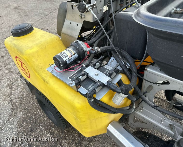 image for item EB2798 LT Rich Products Z Spray applicator