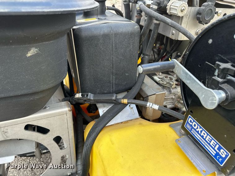 image for item EB2798 LT Rich Products Z Spray applicator