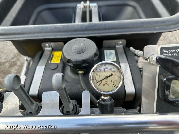 image for item EB2798 LT Rich Products Z Spray applicator