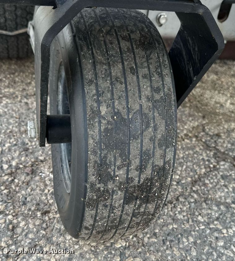 image for item EB2798 LT Rich Products Z Spray applicator