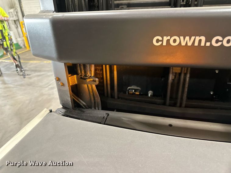 image for item EB2804 2018 Crown SP3520-30 order picker