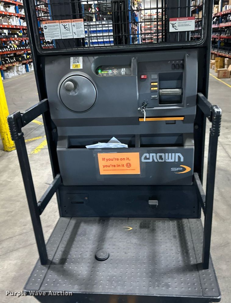 image for item EB2804 2018 Crown SP3520-30 order picker