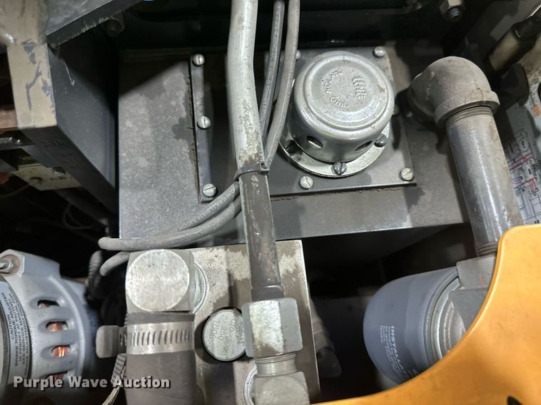 image for item EB2804 2018 Crown SP3520-30 order picker