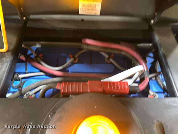 image for item EB2804 2018 Crown SP3520-30 order picker