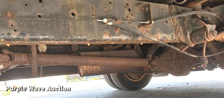 image for item EB2805 2012 Ford E450 Super Duty shuttle bus