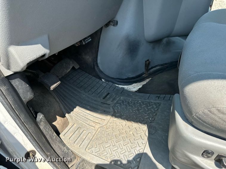 image for item EB2805 2012 Ford E450 Super Duty shuttle bus