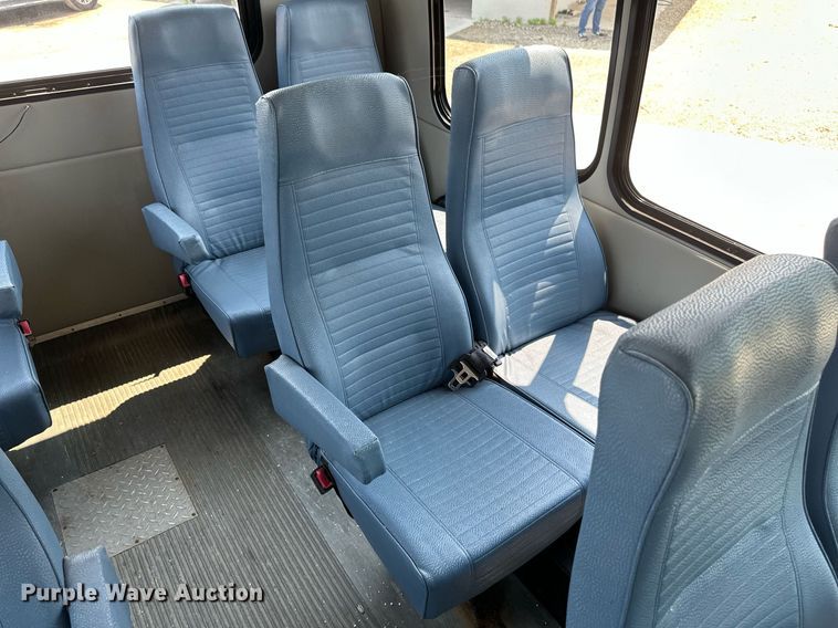 image for item EB2805 2012 Ford E450 Super Duty shuttle bus