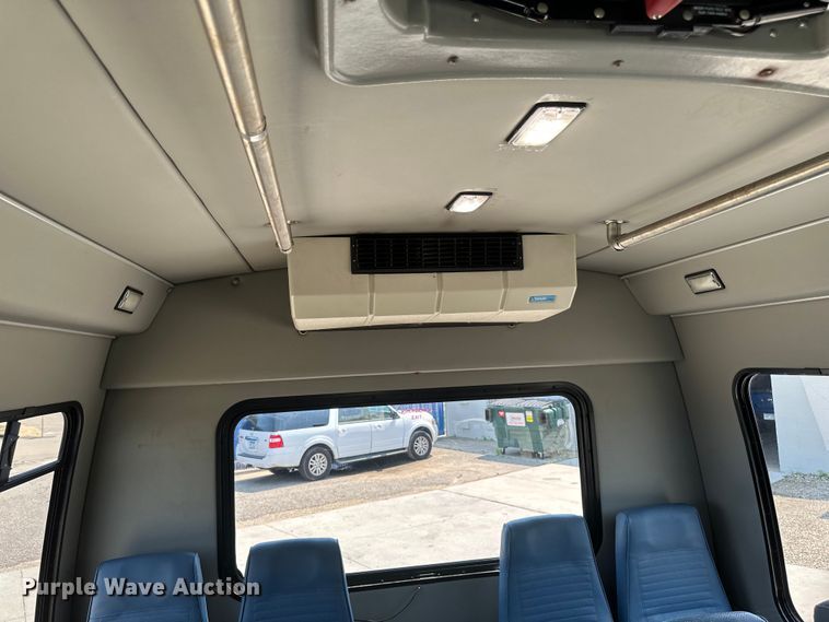 image for item EB2805 2012 Ford E450 Super Duty shuttle bus
