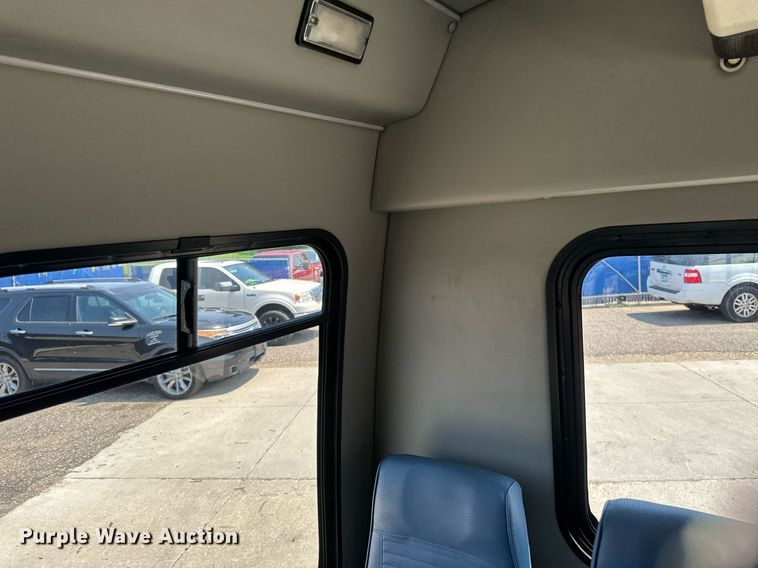 image for item EB2805 2012 Ford E450 Super Duty shuttle bus