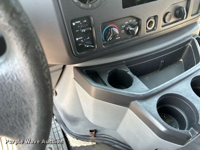 image for item EB2805 2012 Ford E450 Super Duty shuttle bus