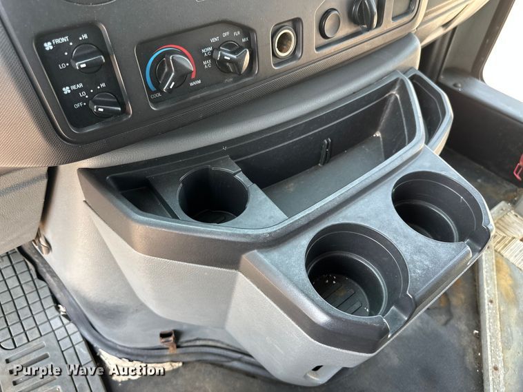 image for item EB2805 2012 Ford E450 Super Duty shuttle bus