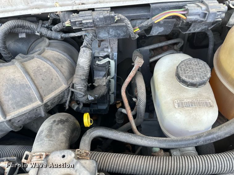 image for item EB2805 2012 Ford E450 Super Duty shuttle bus