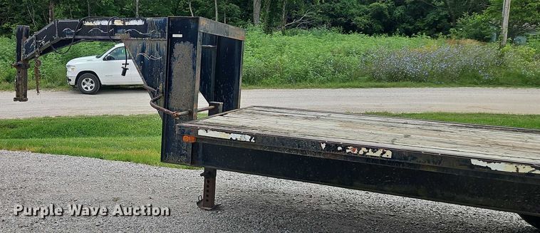 image for item EB8175 1994 SIMT equipment trailer