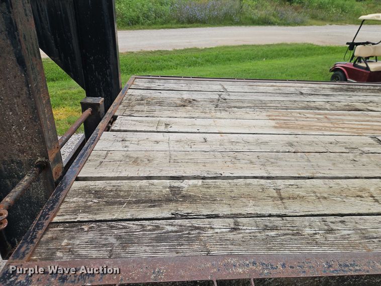 image for item EB8175 1994 SIMT equipment trailer