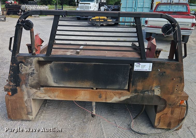 image for item EB8177 DewEze hydraulic bale bed