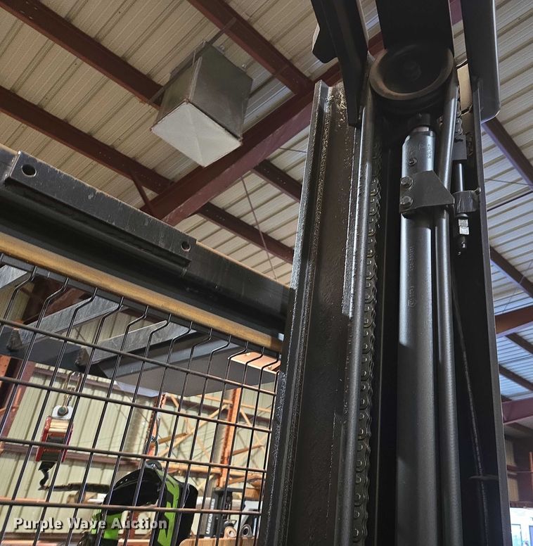 image for item EC1100 2016 Crown SP3520-30 order picker