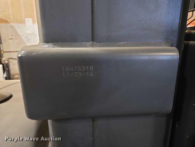 image for item EC1100 2016 Crown SP3520-30 order picker