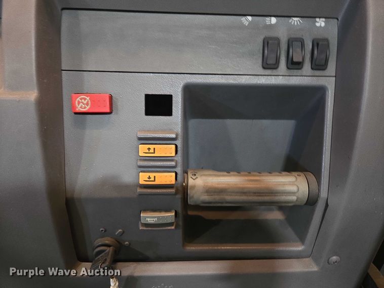 image for item EC1100 2016 Crown SP3520-30 order picker