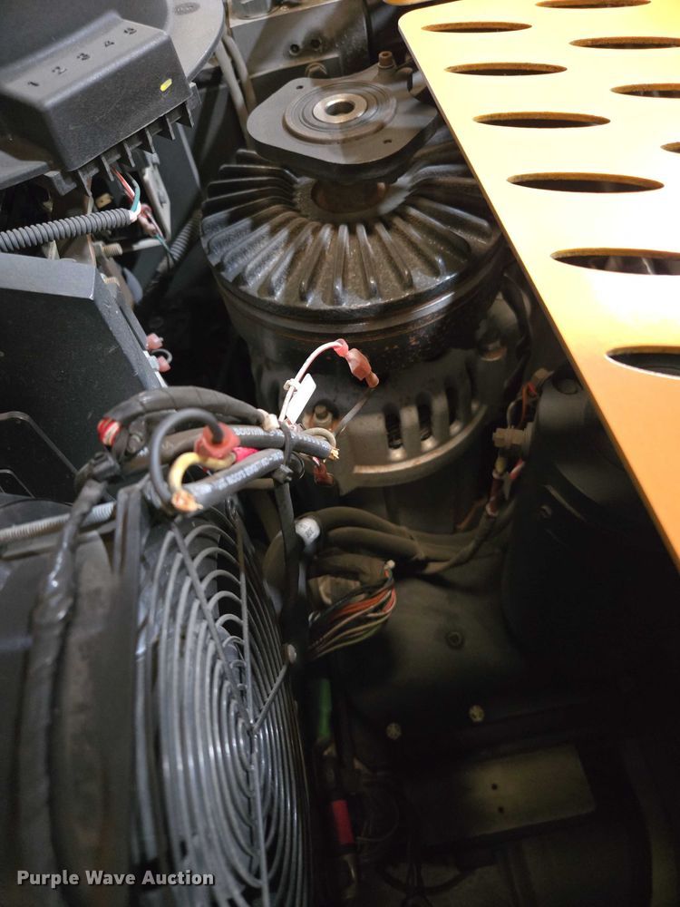 image for item EC1100 2016 Crown SP3520-30 order picker