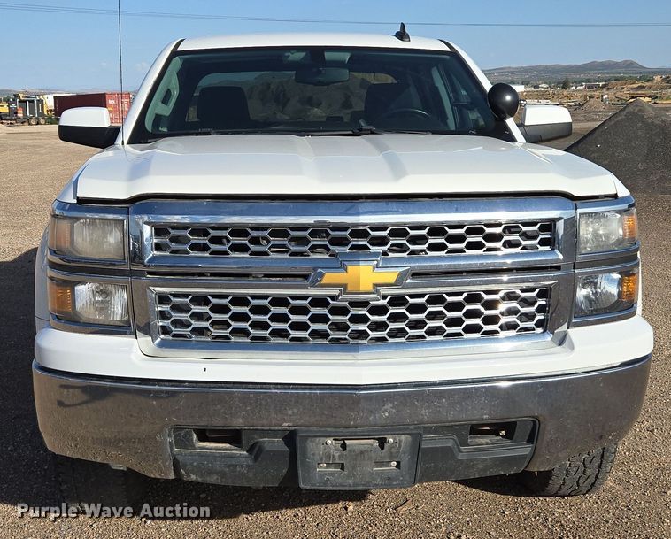 image for item EC3449 2015 Chevrolet Silverado 1500 Crew Cab pickup truck