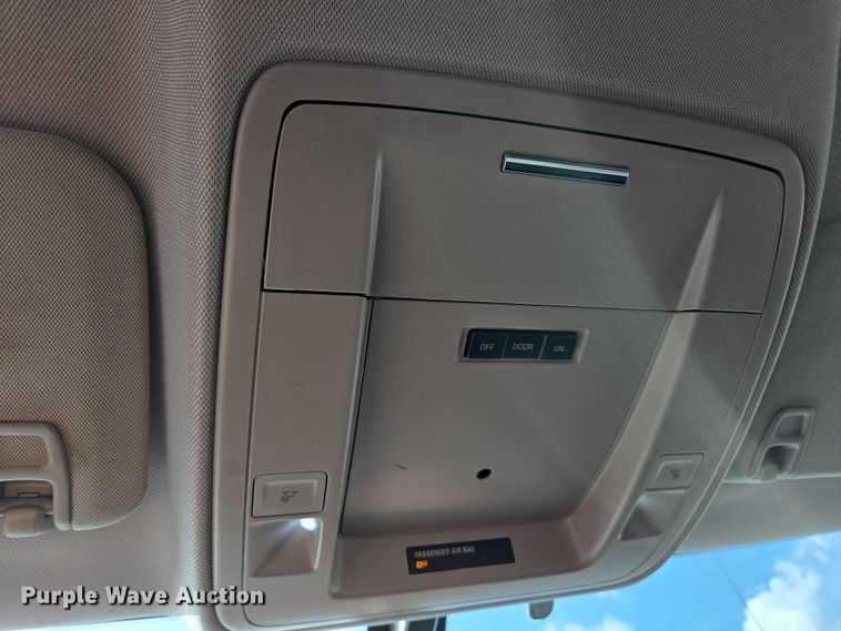 image for item EC3449 2015 Chevrolet Silverado 1500 Crew Cab pickup truck