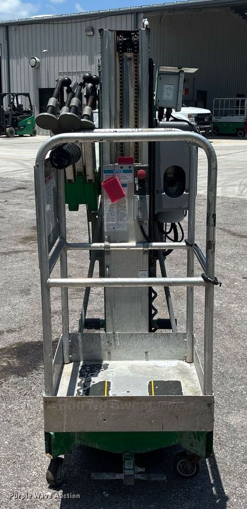 image for item EC3764 2016 Genie AWP-25S vertical lift