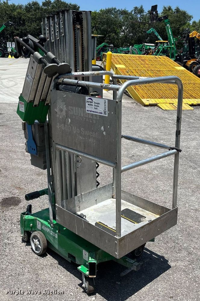 image for item EC3764 2016 Genie AWP-25S vertical lift