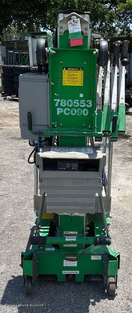 image for item EC3764 2016 Genie AWP-25S vertical lift