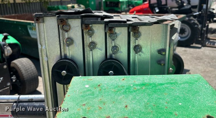 image for item EC3764 2016 Genie AWP-25S vertical lift