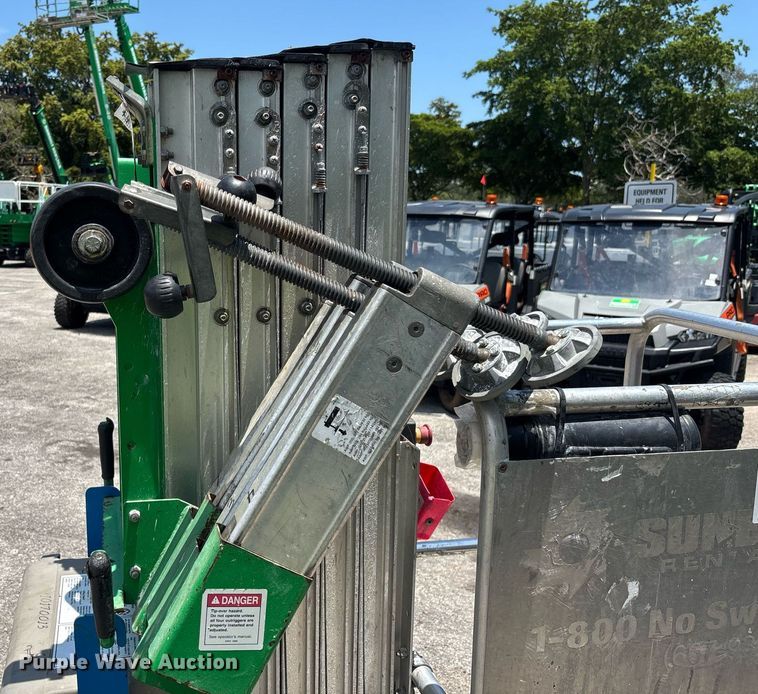 image for item EC3764 2016 Genie AWP-25S vertical lift