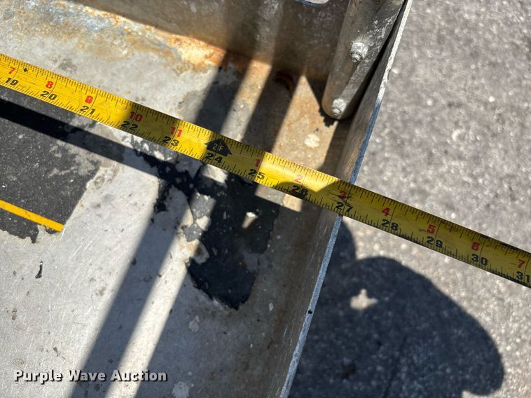 image for item EC3764 2016 Genie AWP-25S vertical lift